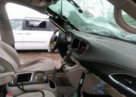 2020 Chrysler Pacifica Limited from USA, damaged, VIN 2C4RC1GG3LR192094